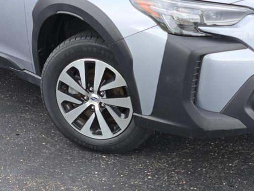 Ice Silver Metallic 2024 Subaru Outback Premium