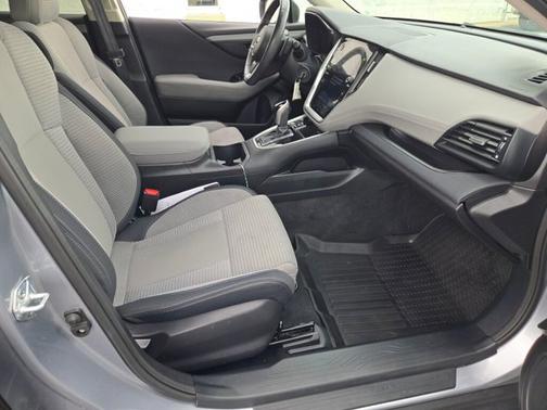 Ice Silver Metallic 2024 Subaru Outback Premium