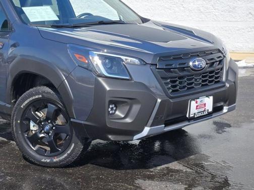 Magnetite Gray Metallic 2025 Subaru Forester Wilderness