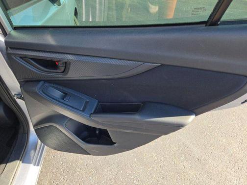 2018 Subaru Impreza 2.0i