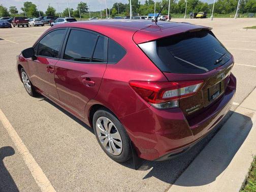 2019 Subaru Impreza 2.0i