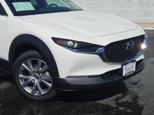 Snowflake White Pearl Mica 2022 Mazda CX-30 2.5 S Select Package