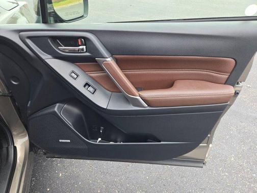 2017 Subaru Forester 2.5i Touring