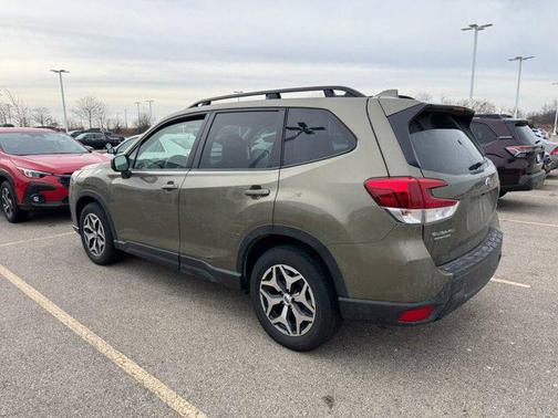 2022 Subaru Forester Premium