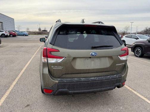 2022 Subaru Forester Premium