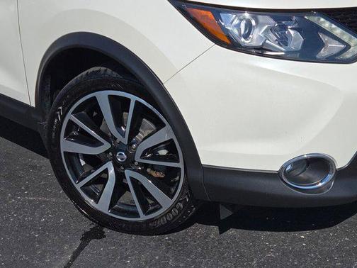2017 Nissan Rogue Sport SL