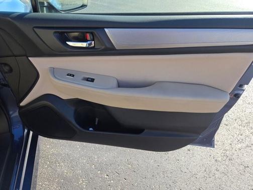 2016 Subaru Legacy Premium