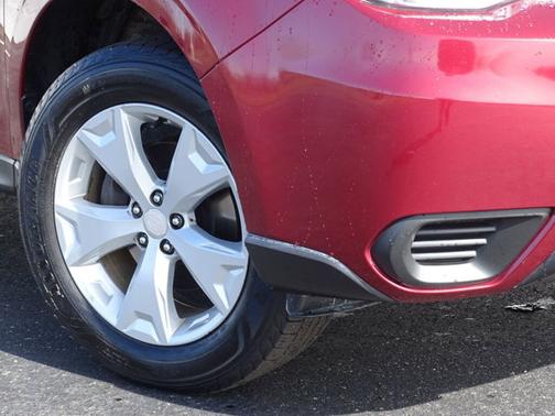 2016 Subaru Forester 2.5i
