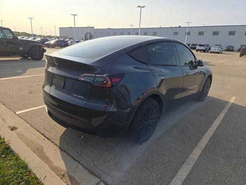 2024 Tesla Model Y Long Range Dual Motor All-Wheel Drive