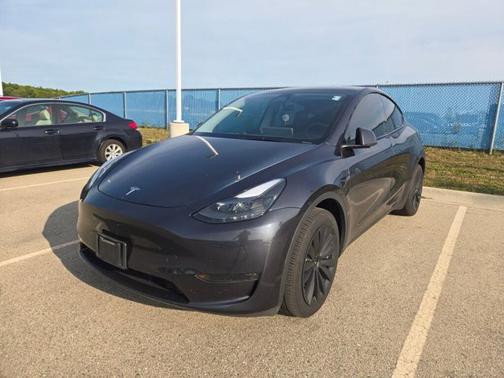 2024 Tesla Model Y Long Range Dual Motor All-Wheel Drive