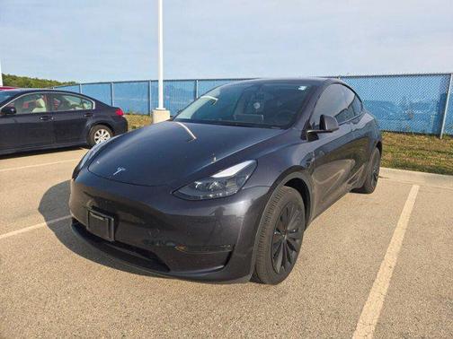 2024 Tesla Model Y Long Range Dual Motor All-Wheel Drive