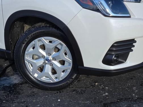 2022 Subaru Forester Base