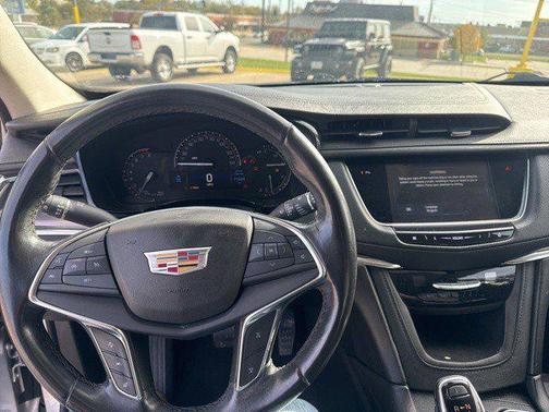 2019 Cadillac XT5 Premium Luxury