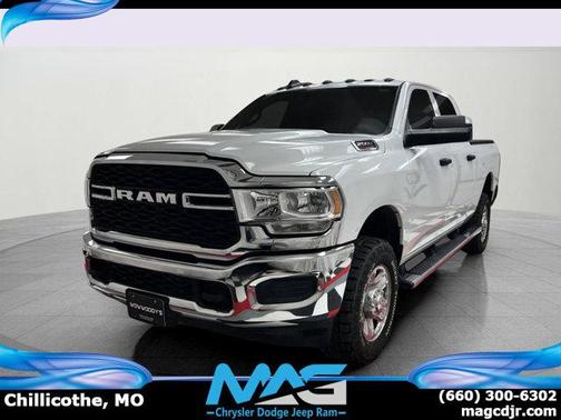 2022 RAM 2500 Tradesman Crew Cab 4x4 6'4' Box