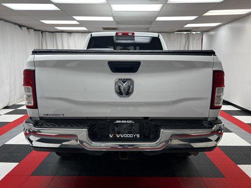 2022 RAM 2500 Tradesman Crew Cab 4x4 6'4' Box