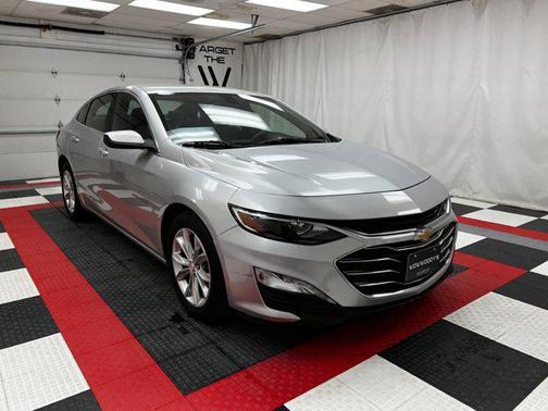 2022 Chevrolet Malibu FWD LT