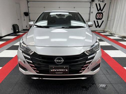 2023 Nissan Versa 1.6 SV