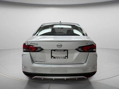 2023 Nissan Versa 1.6 SV