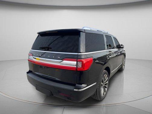 2018 Lincoln Navigator Select