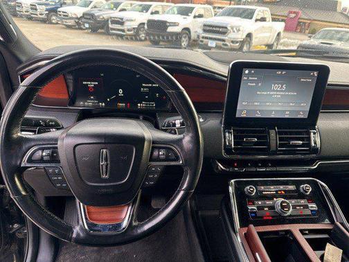 2018 Lincoln Navigator Select