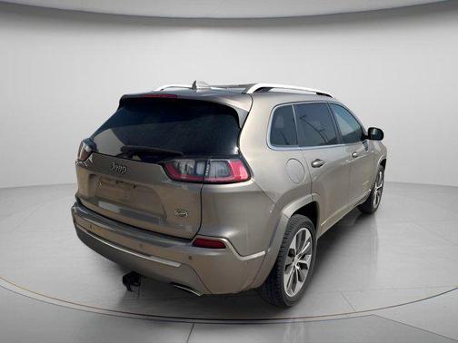 Light Brownstone Pearlcoat 2019 Jeep Cherokee Overland