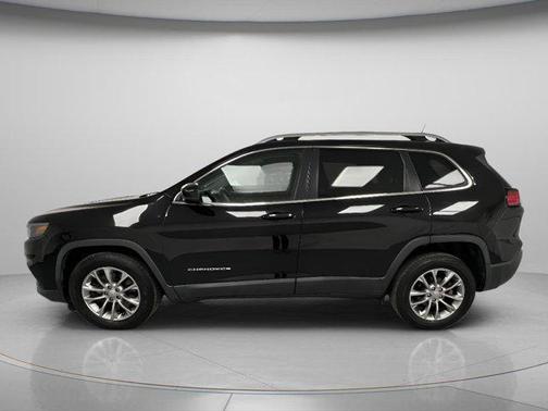 Diamond Black Crystal Pearlcoat 2019 Jeep Cherokee Latitude Plus