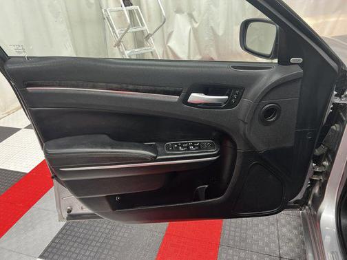 2017 Chrysler 300C Base