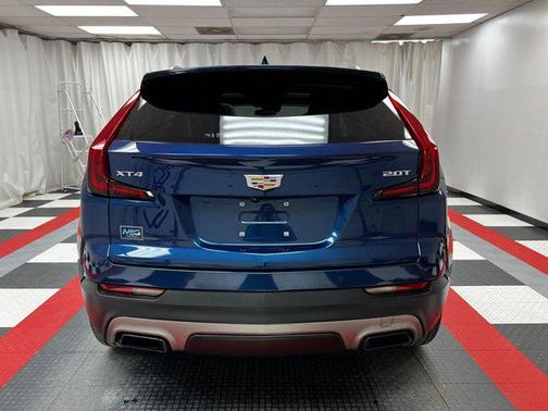 2019 Cadillac XT4 Premium Luxury