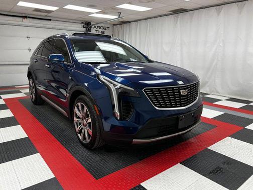 2019 Cadillac XT4 Premium Luxury