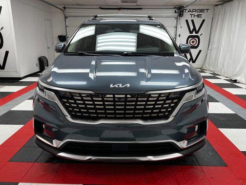 2022 Kia Carnival SX