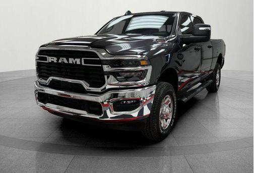 2025 RAM 2500 Tradesman Crew Cab 4x4 6'4' Box