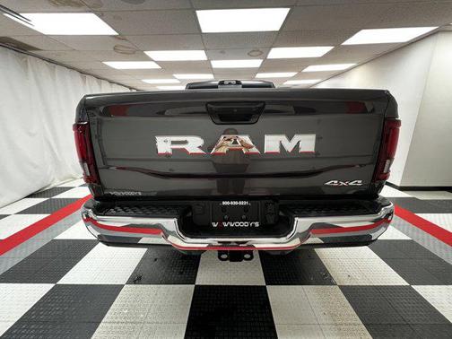 2025 RAM 2500 Tradesman Crew Cab 4x4 6'4' Box