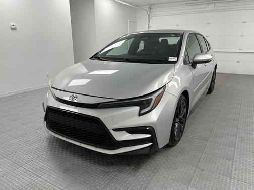 Classic Silver Metallic 2024 Toyota Corolla SE