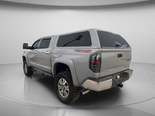 2018 Toyota Tundra SR5