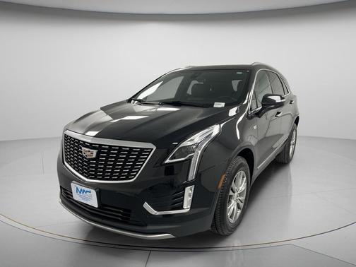 Stellar Black Metallic 2022 Cadillac XT5 Premium Luxury