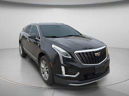 Stellar Black Metallic 2022 Cadillac XT5 Premium Luxury