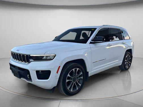 2023 Jeep Grand Cherokee Overland
