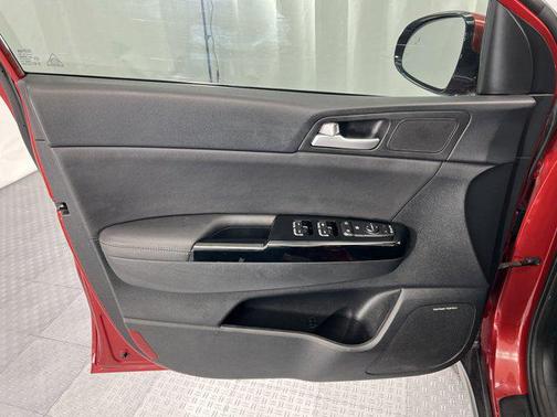 2022 Kia Sportage EX