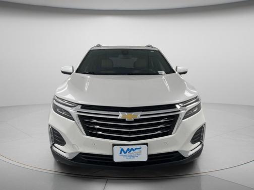 Iridescent Pearl Tricoat 2024 Chevrolet Equinox Premier w/1LZ