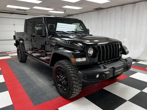 2022 Jeep Gladiator Sport