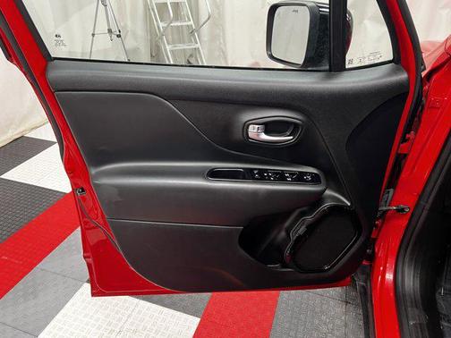 2022 Jeep Renegade Altitude