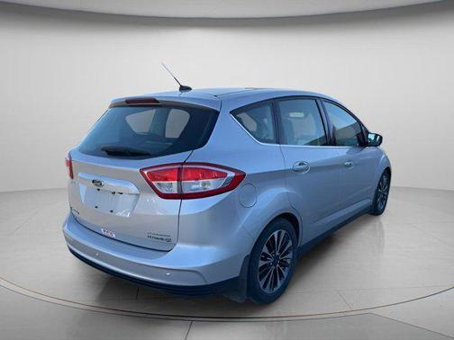 2017 Ford C-Max Hybrid Titanium