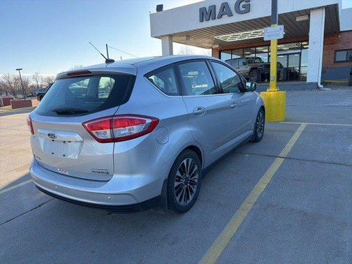 2017 Ford C-Max Hybrid Titanium