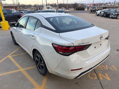 2024 Nissan Sentra SV