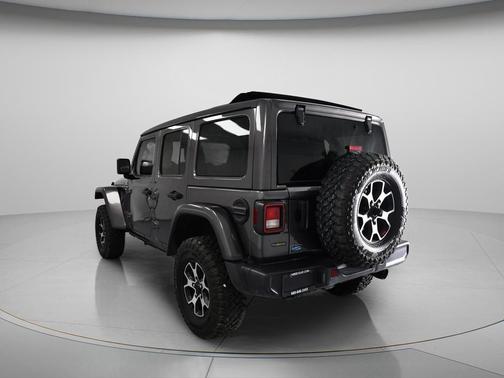 Granite Crystal Metallic Clearcoat 2021 Jeep Wrangler Unlimited Rubicon