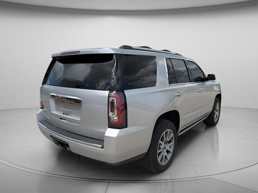 Quicksilver Metallic 2019 GMC Yukon Denali