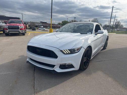 2017 Ford Mustang EcoBoost Premium