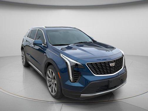 Atlantic Metallic 2019 Cadillac XT4 Premium Luxury