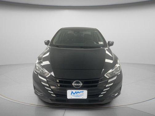 2023 Nissan Versa 1.6 SV