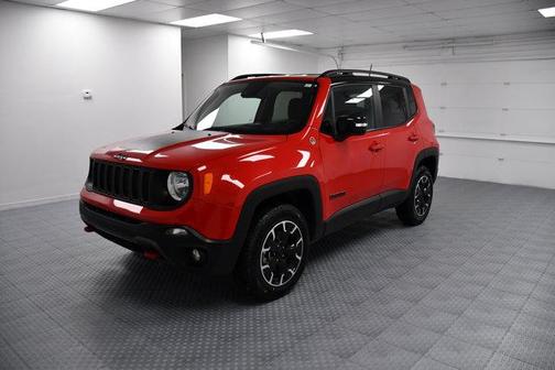 2023 Jeep Renegade Trailhawk